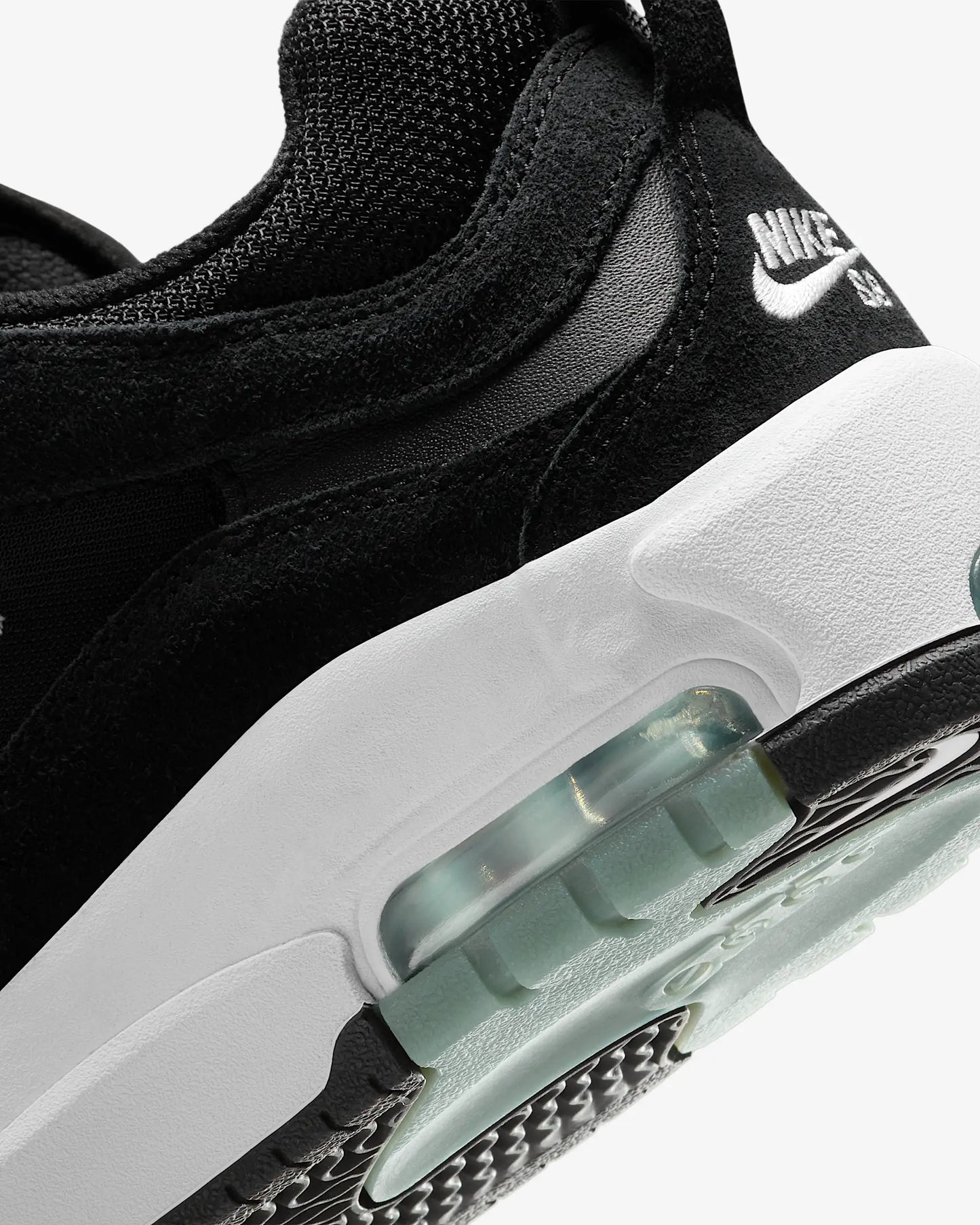 Nike Air Max Ishod Men's Black White Skateboarding Shoes