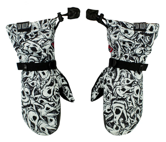 Salmon Arms Skulls Overmitt 2023